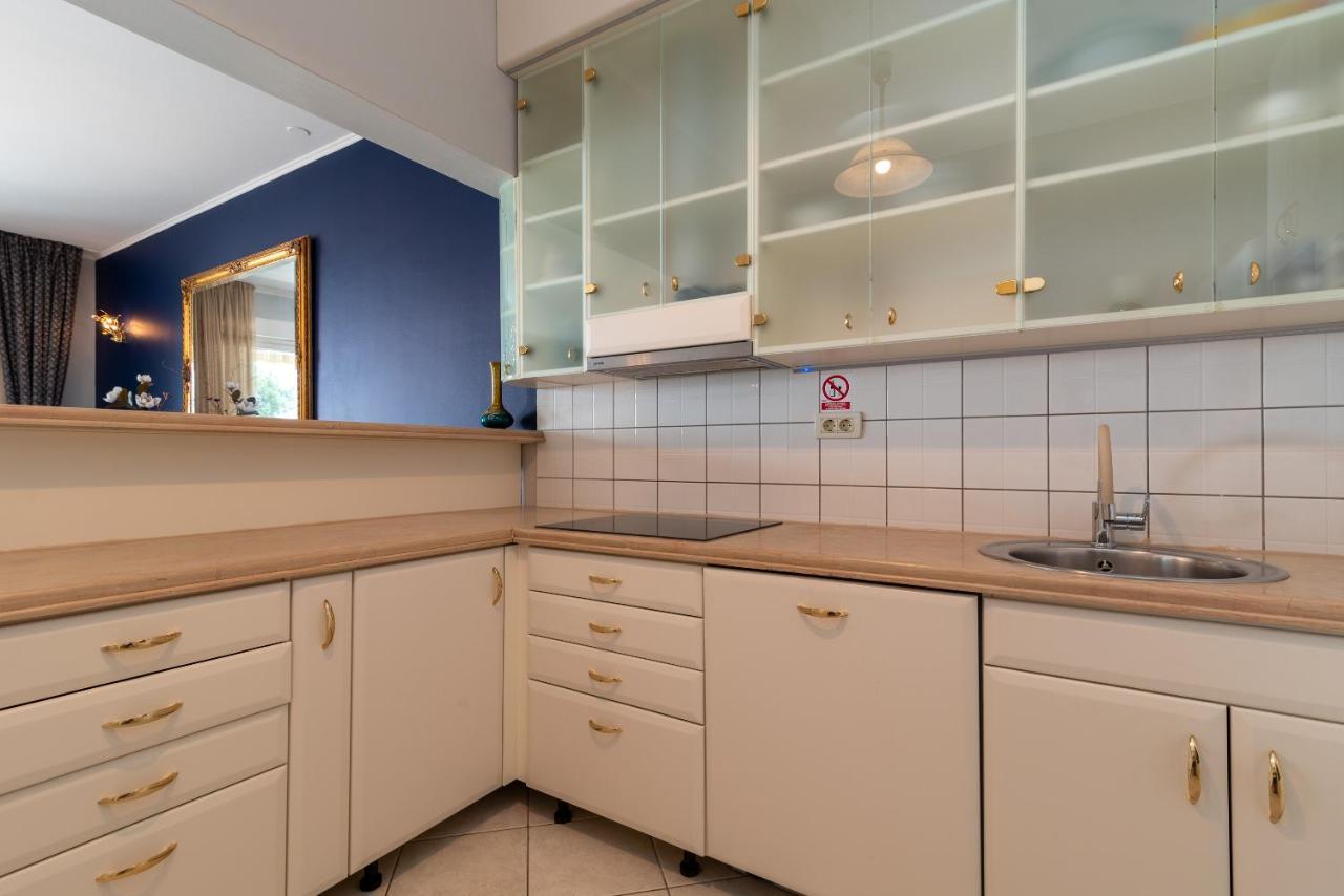 Apartament Next To The